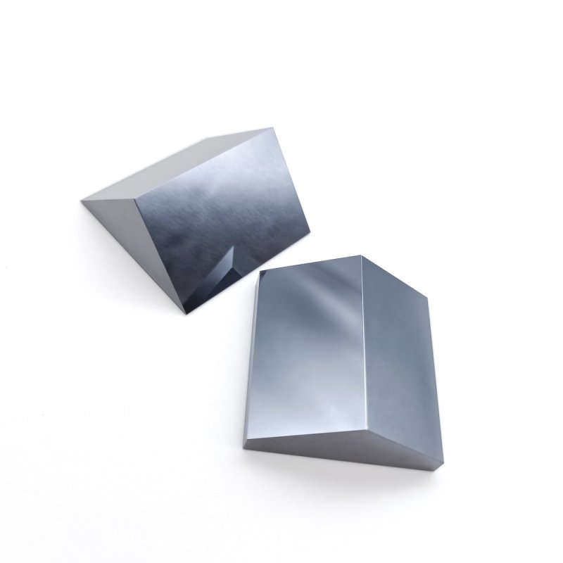 Silicon optical prisms