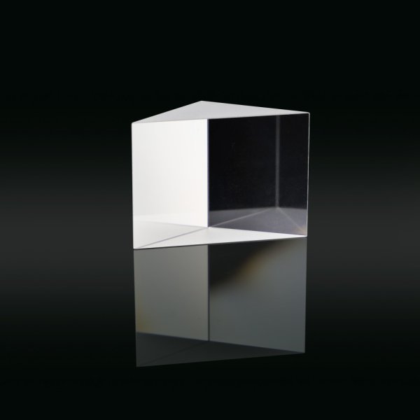 Magnesium fluoride optical prism